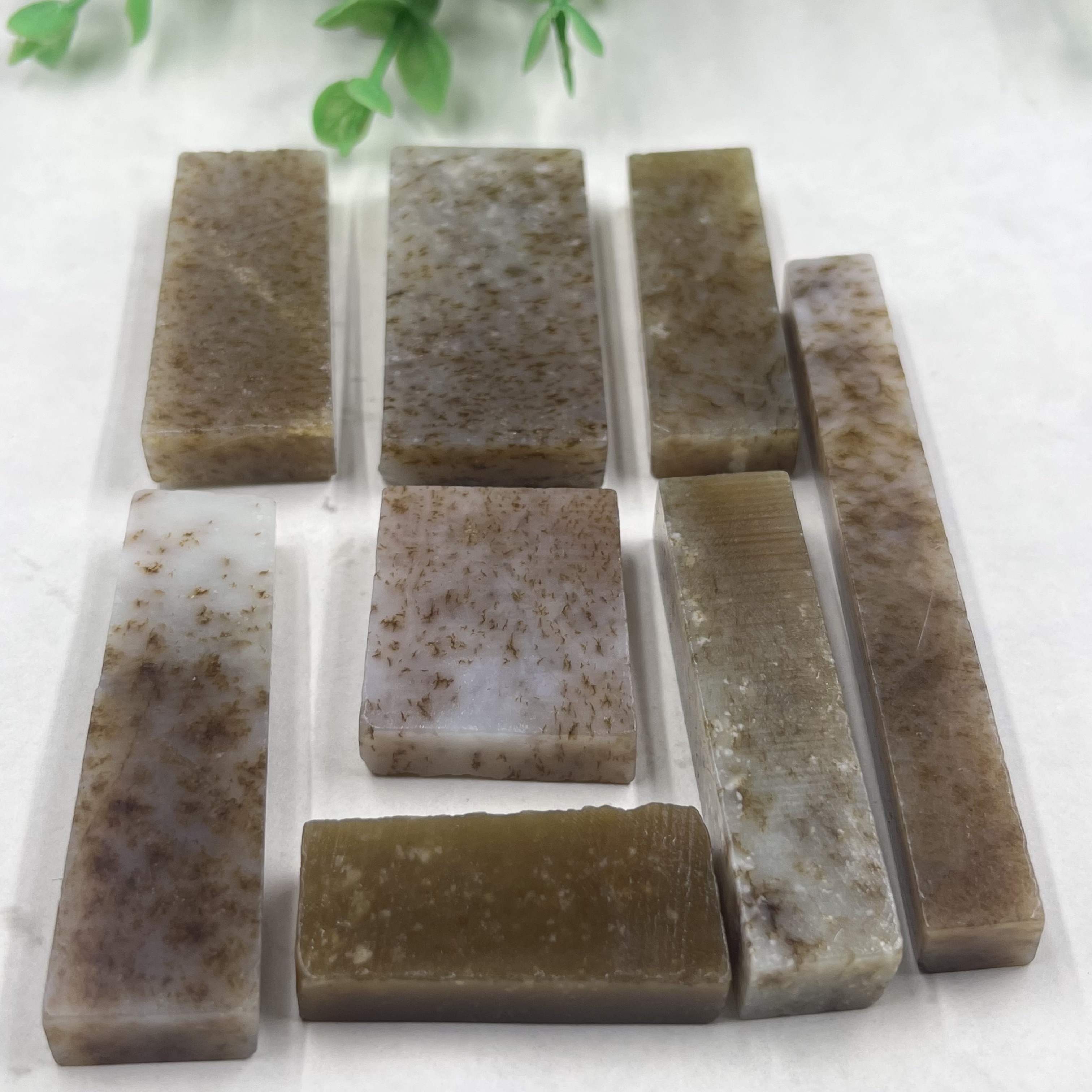 8件价新疆和田玉糖草花且末意境牌子料边角料小件吊坠玉石料包邮t