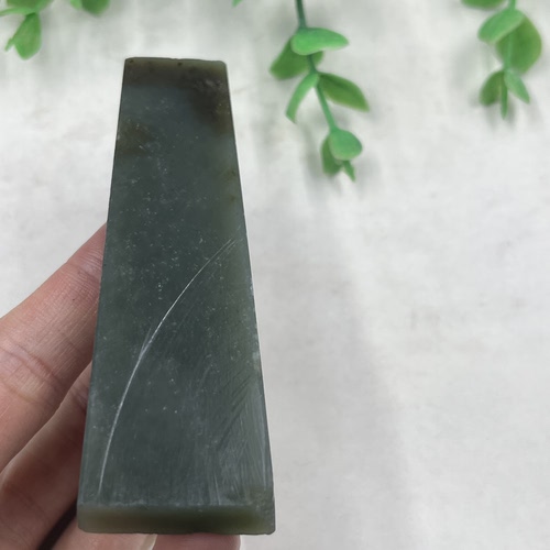 新疆和田玉糖青玉且末牌子料边角料玉石料DIY吊坠下脚料包邮43克t