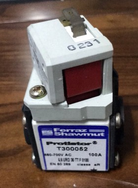 T300052熔断器PC30UD69V100TF 6,9URD30TTF0100 12,5URD73TTF0700