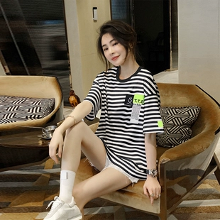女洋气宽松韩版 t恤衫 新款 中长款 黑白条纹短袖 上衣2022夏季 欧洲站