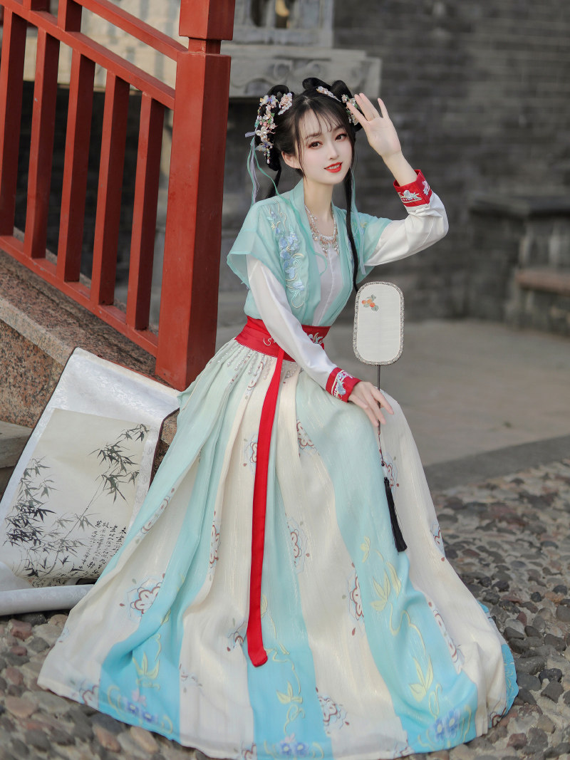 HANFU 여성 당나라 여름과 가을 스타일 고대 의상 허리 길이 속치마 국가 스타일 요소 정장 찢어진 치마 반팔 자수 짧은 셔츠