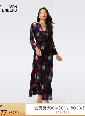 DVF粉紫色艺术笔刷图案丝绒烧花工艺裹身连衣裙DW4S008