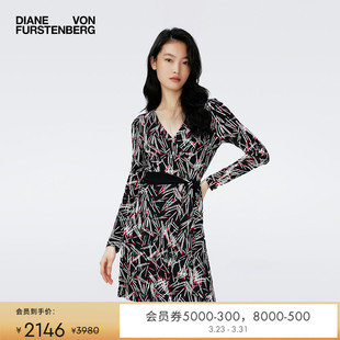 裹身连衣裙DW4R005 短款 DVF V领艺术印花长袖