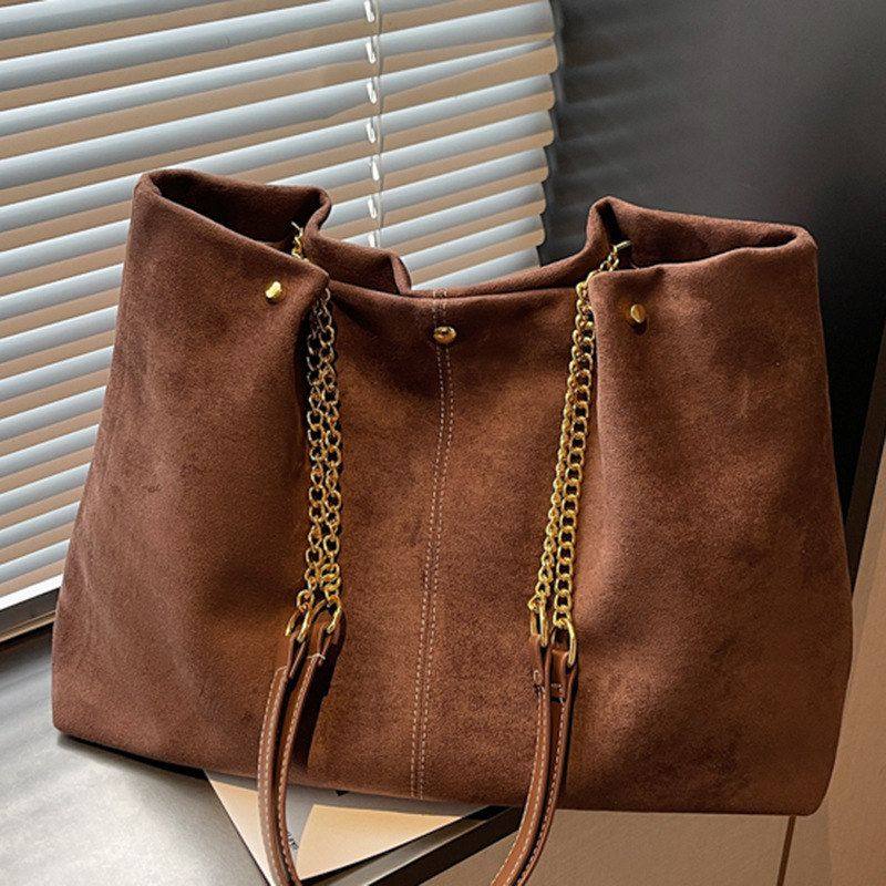 休闲复古通勤包2025冬季新款女包链条单肩包简约洋气大容量托特包