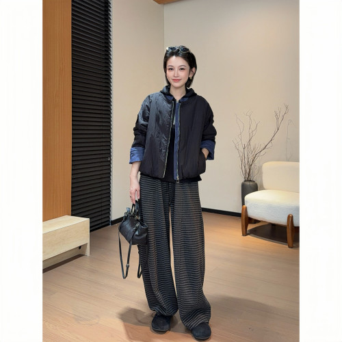 9.24玙菲【冬季棉服】圆领拼接牛仔袖休闲棉服