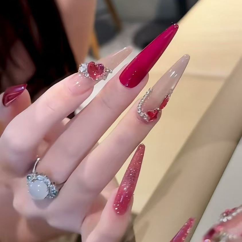 带刺玫瑰纯手工穿戴甲纯欲玫瑰火龙果色夏季高级气质显白美甲贴片,彩妆/香水/美妆工具,穿戴甲/甲片,淘宝优惠券,粉丝福利购,淘宝优惠卷