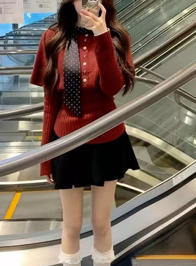 韩式冬装斗篷披肩短裙套装女