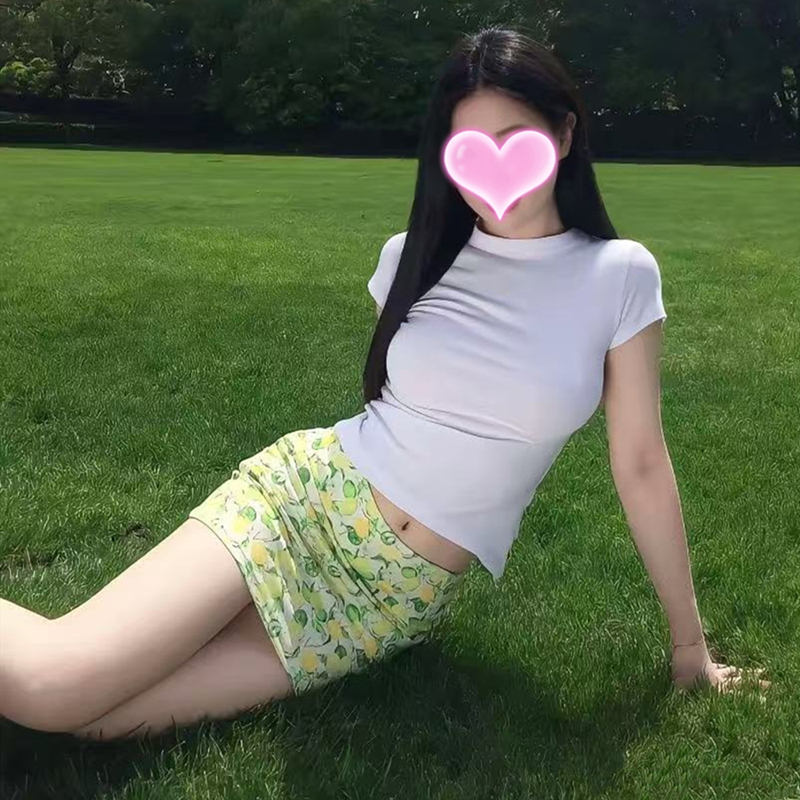 小个子纯欲风高级感辣妹