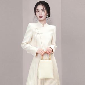 复古轻奢别致高级感套装裙2024早春新款女新中式白色百褶裙两件套
