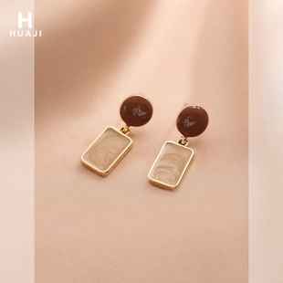 花迹简约几何方形撞色耳钉女2026新款洋气复古耳环高级感气质耳饰