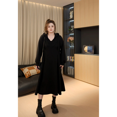 【胖佳佳】美神降临 连帽卫衣裙重工蕾丝拼接连衣裙女H624Z15630