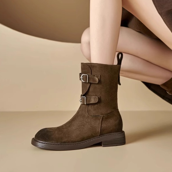 圆头皮带扣马丁靴女2025秋冬新款英伦风厚底金属扣时装短靴机车靴