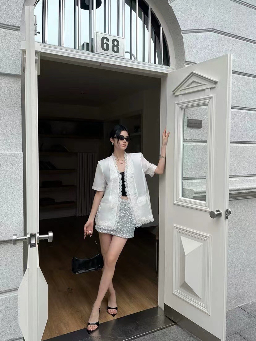 蕾丝苎麻西服外套女夏季新款五分袖薄款拼接v领法式百搭开衫上衣