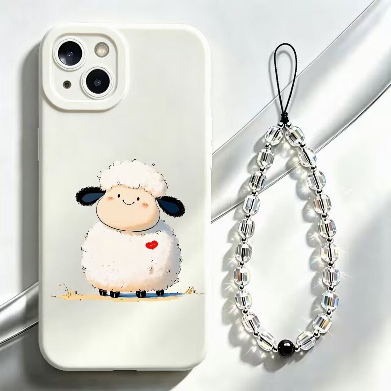 YOGIRL卡通小羊手机壳iPhone13/14/15液态硅胶软壳带手链挂绳卡通防摔内置绒布全包镜头