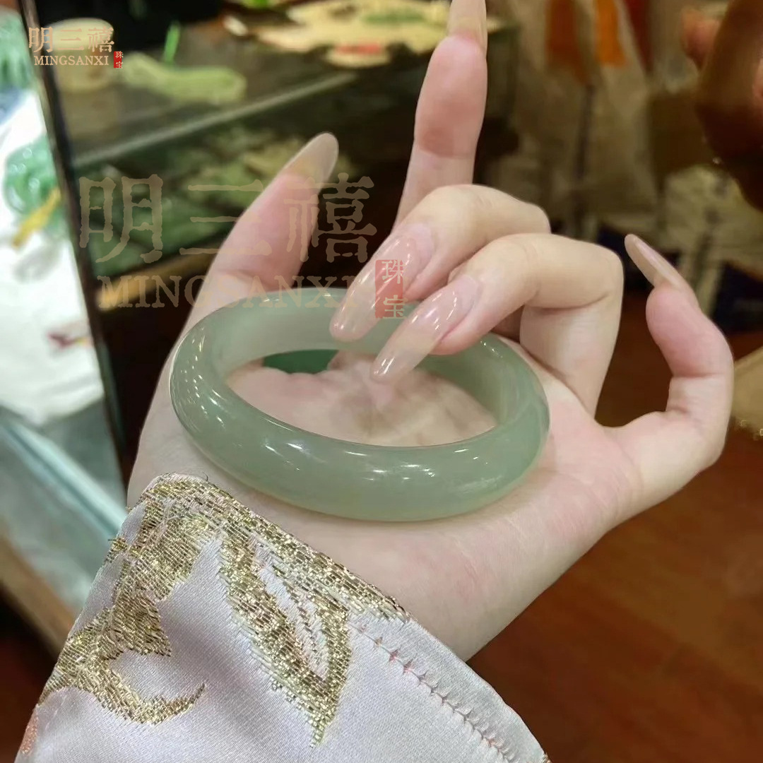 天然高冰种东陵玉手镯冰润和田玉手镯A货绿色东陵玉手镯正品手镯