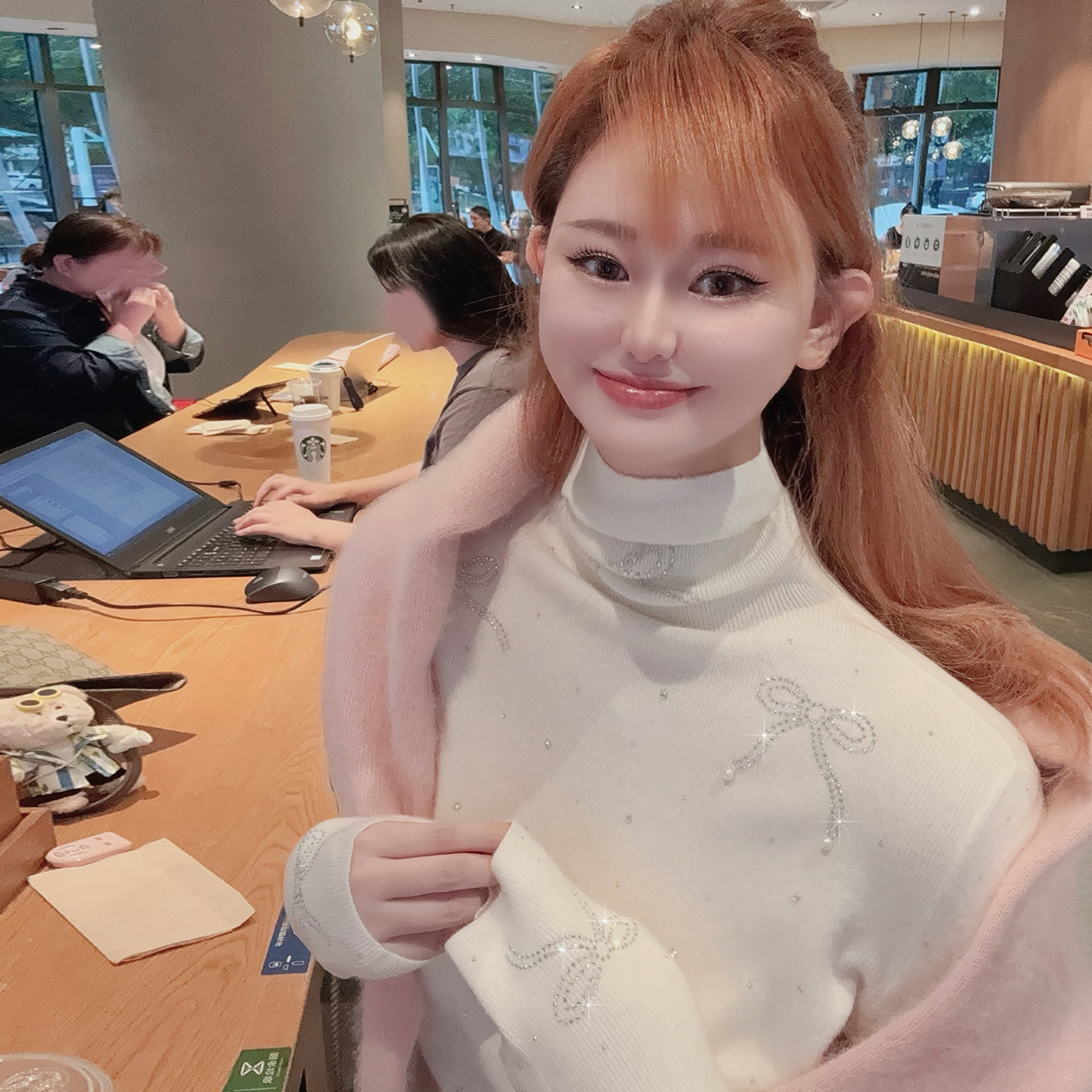 精品烫钻蝴蝶结打底衫毛衣针织衫