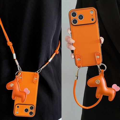 高档橙色皮纹小马挂件适用小米17pro手机壳红米K90皮革手提绳Note15/14防摔turbo4创意一加ACE6/5斜挎80背带3