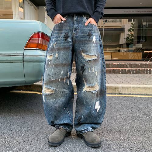 美式街头泼墨宽松牛仔裤男