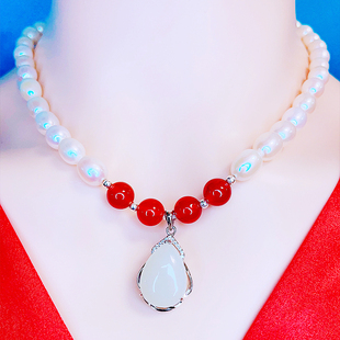 新款纯天然淡水极光米形珍珠项链女款时尚复古精致玉髓吊坠妈妈款