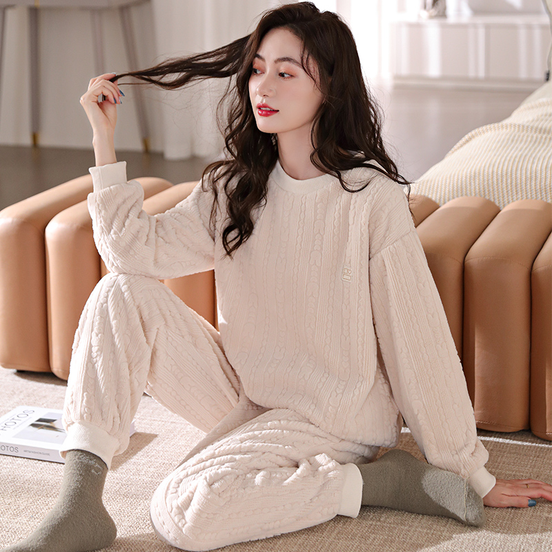 芬腾女珊瑚绒新款睡衣家居服秋冬