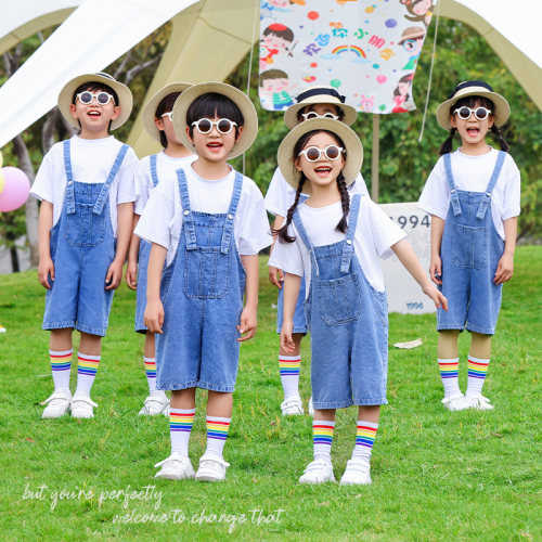 幼儿园运动会牛仔背带套装