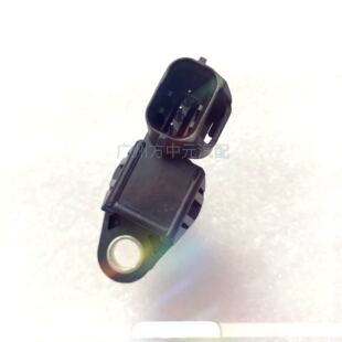 奇瑞东方之子瑞虎哈飞赛马东南菱帅铃木羚羊相位凸轮轴位置传感器
