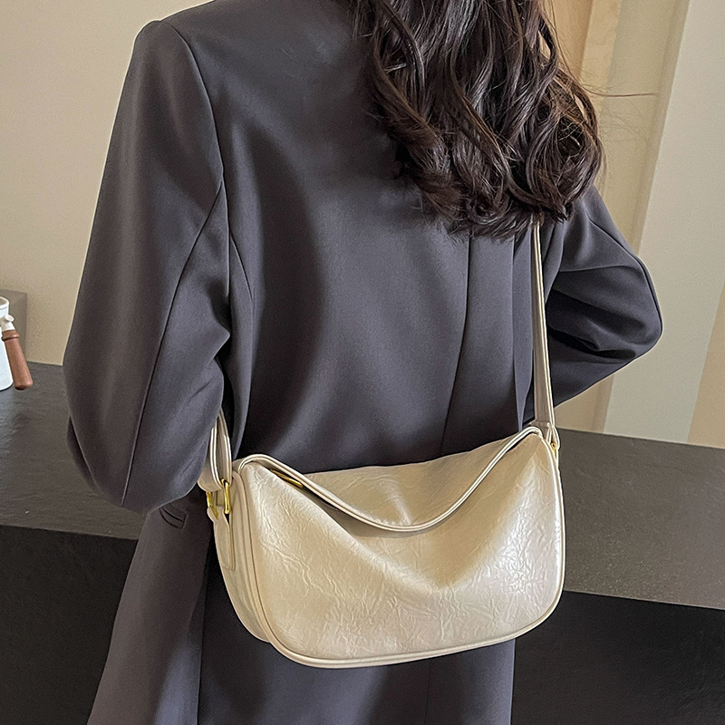 大容量包包女2025新款高级质感小众春夏百搭单肩斜挎包女士饺子