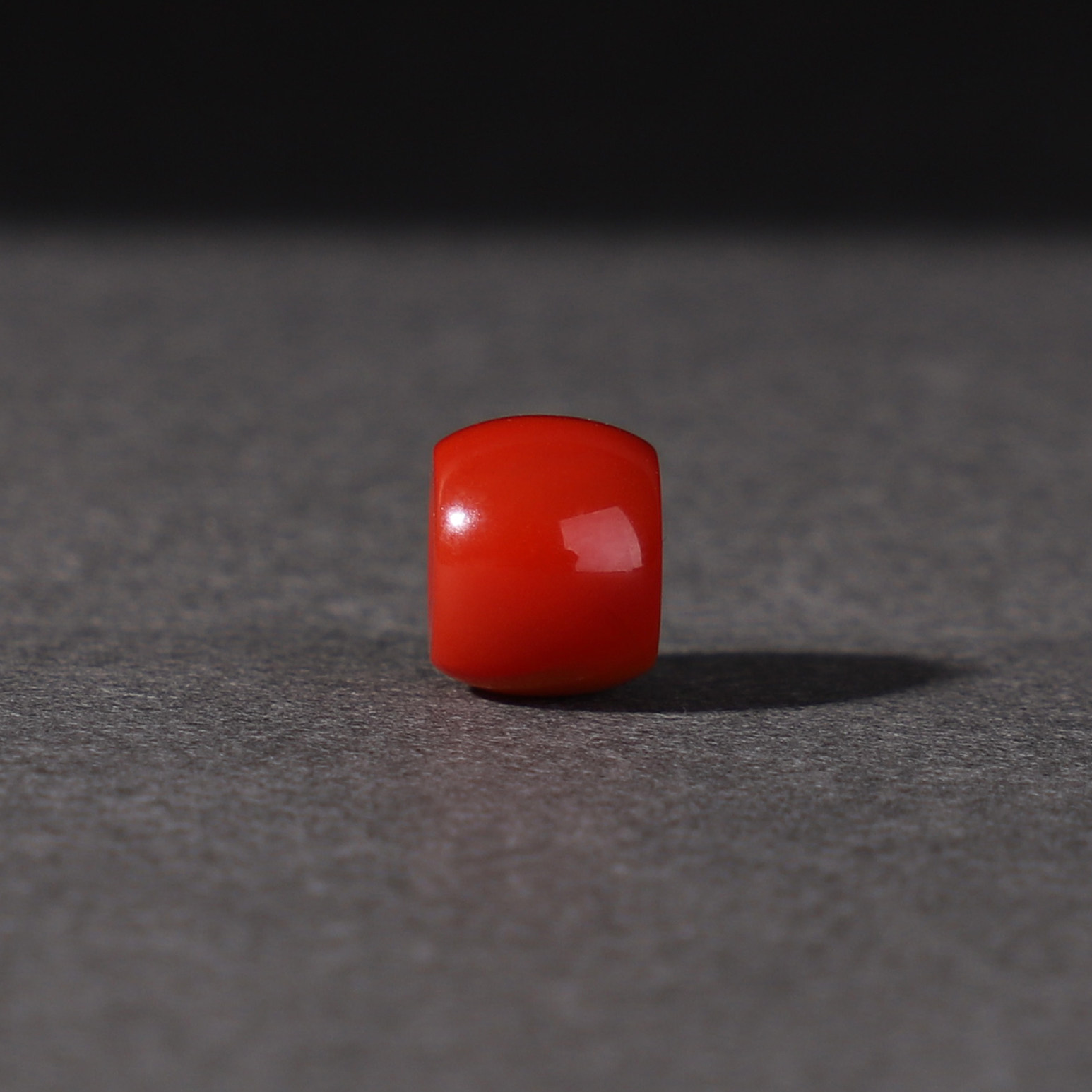 原矿满色凉2mm8天然柿子红*散珠南红玛瑙.红山6孔mm.大柿子珠子6