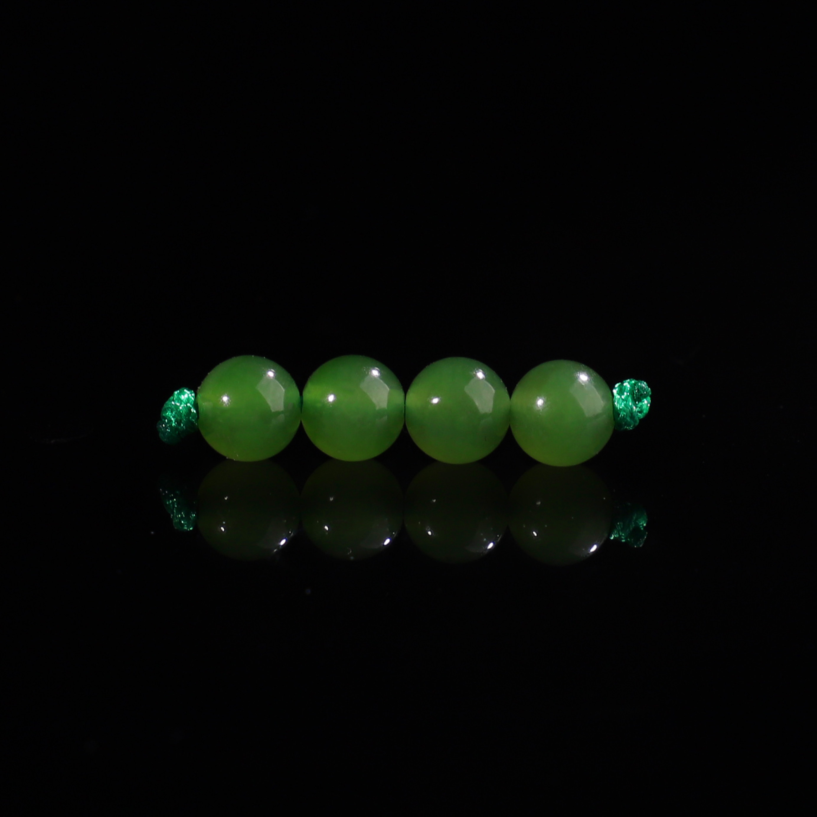 碧玉散珠菠菜绿直径5mm4颗图片