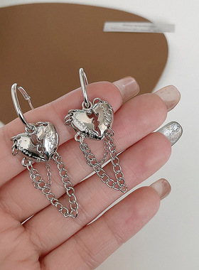 甜酷时尚简约耳钉小众设计流苏爱心S925银针耳环无耳洞耳夹女635X