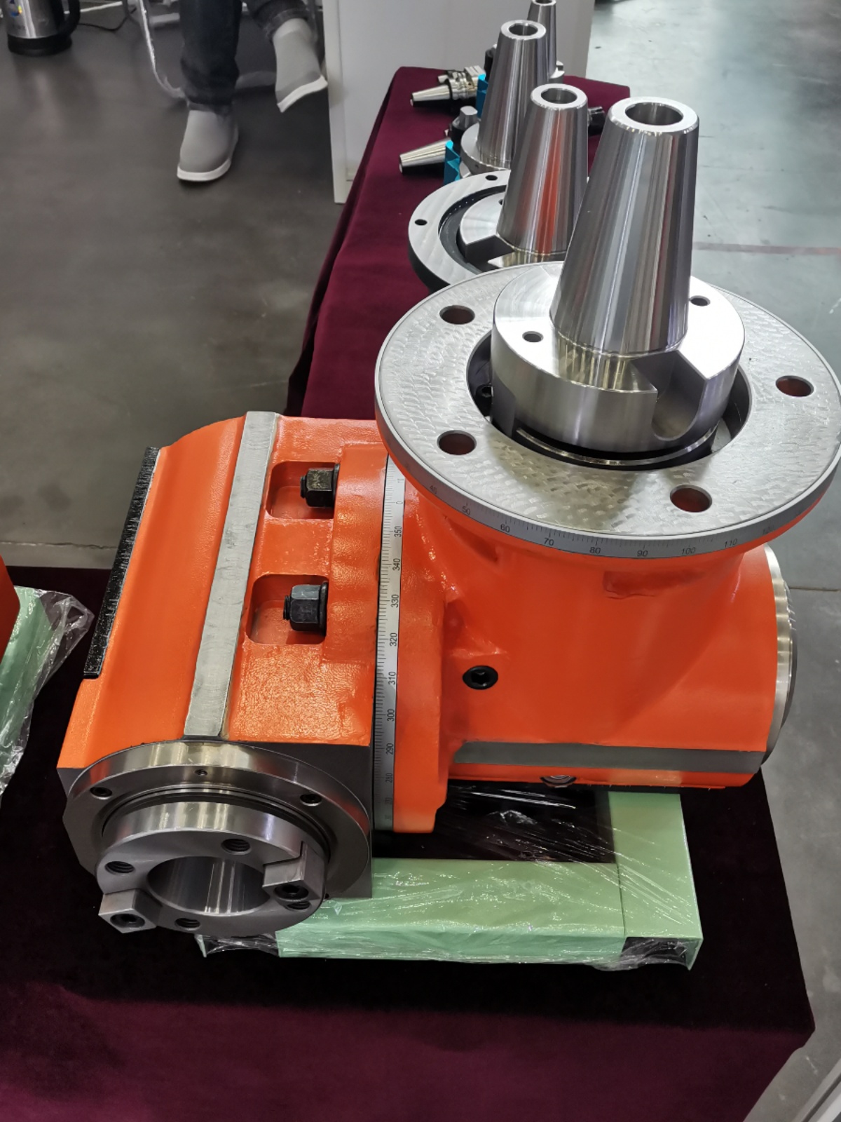 龙门侧铣头bt50 多角度可调 万向侧铣头 90度侧铣头 源头厂家