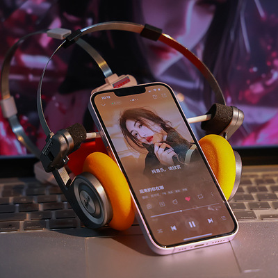 复古头戴式蓝牙耳机Headphones