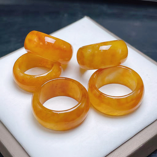 天然翡翠黄翡戒指鸡油黄加宽指环戒指扳指霸气男款时尚玉石扳指