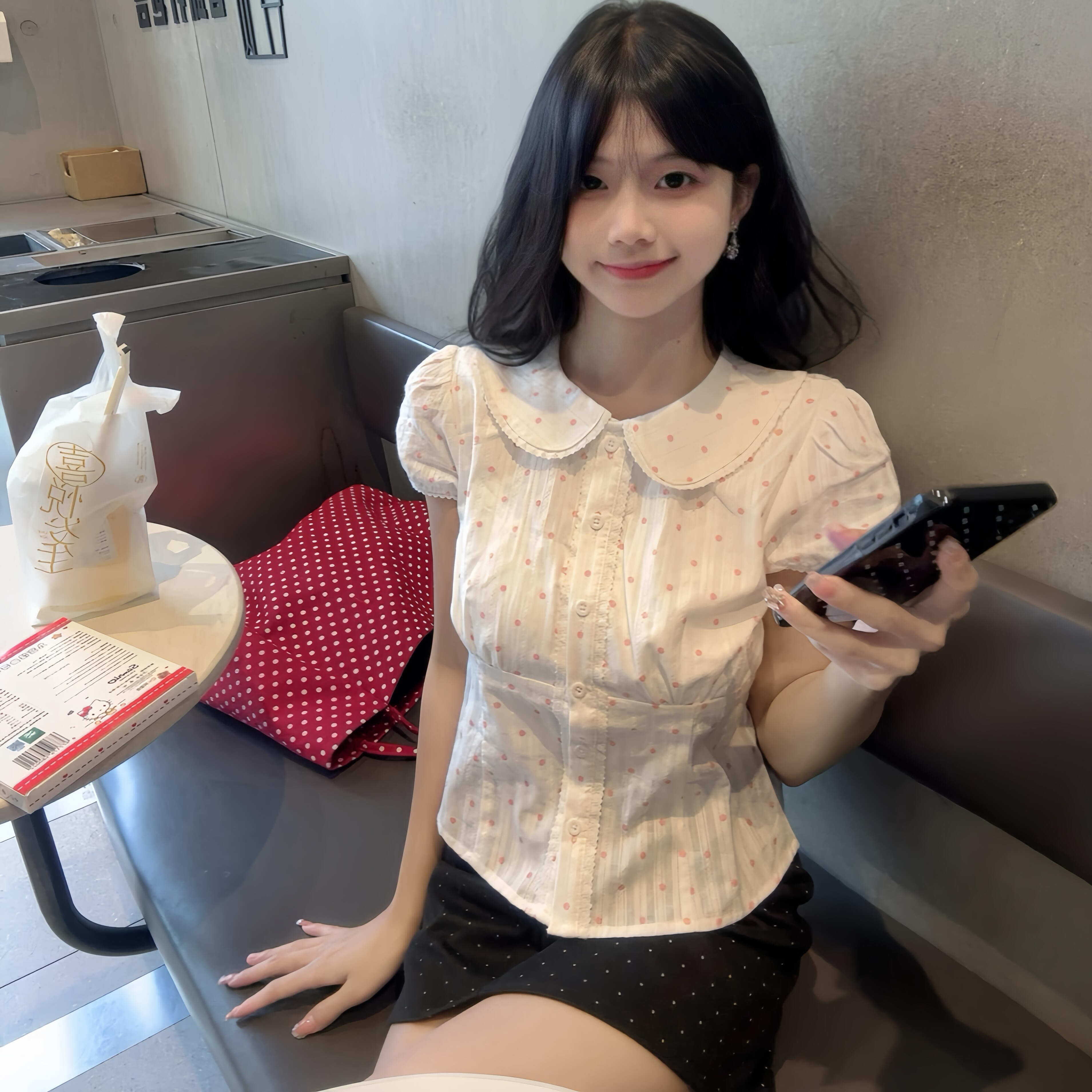 韩系甜美娃娃领波点短袖衬衫2026夏季新款修身显瘦泡泡袖减龄上衣