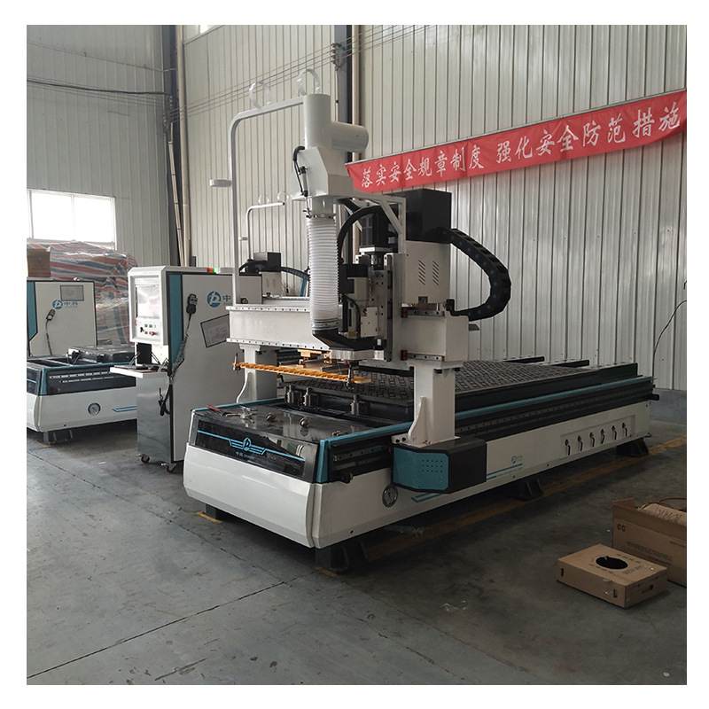 全自动上下料盘式换刀加工中心 可定做直排换刀开料机下料机定金