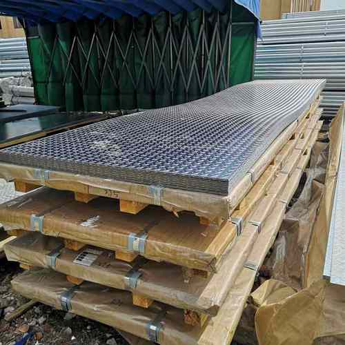 镀锌花纹板 热镀锌钢板 镀锌沟盖板 楼梯踏步板 可剪板折弯冲孔