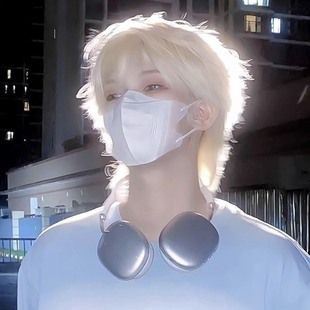 金发假发狼尾男女金色短发网红同款自然逼真武士头日系鲻鱼头全头