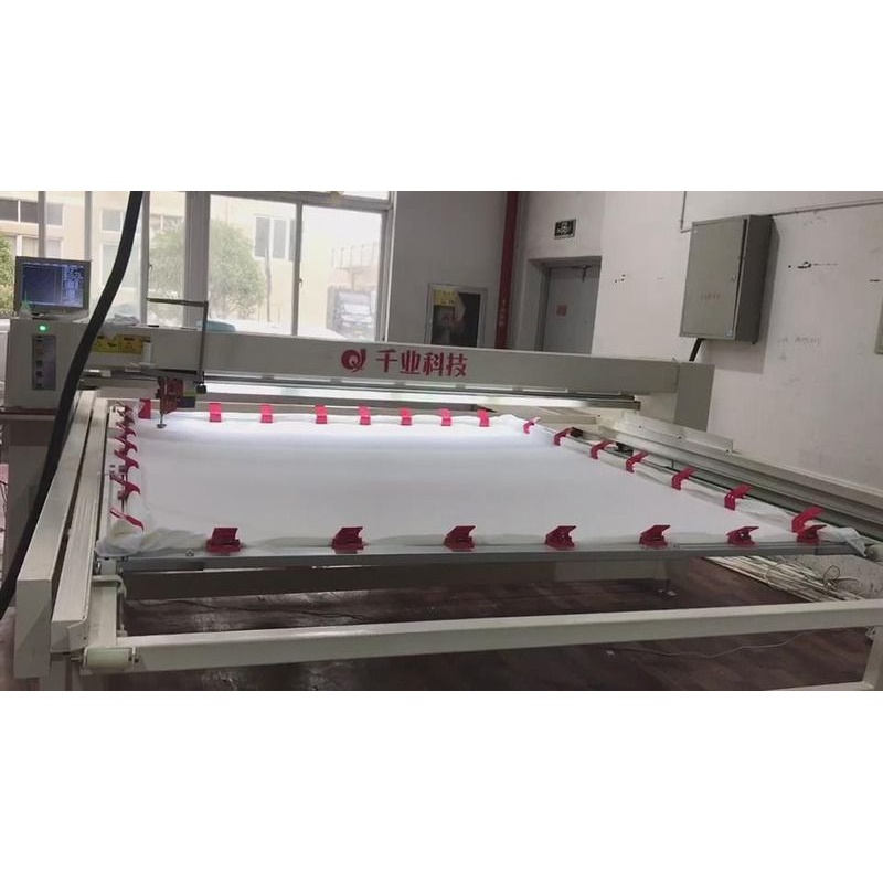 电脑绗缝机 蹦床绗缝机 单针绗缝棉被全移动绗缝机sewing machine