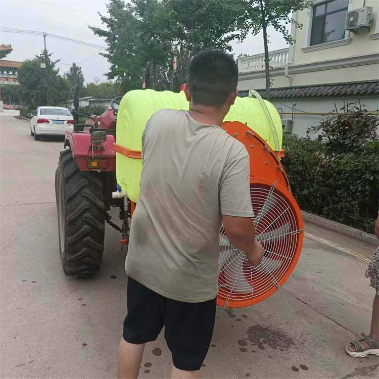 诚峰600斤1000斤弥漫距离25米拖拉机背负式风送式打药机农用