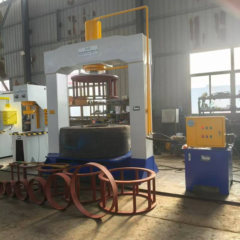 200吨实心轮胎压胎机配套模具 工程车实心轮胎拆装机 源头厂家