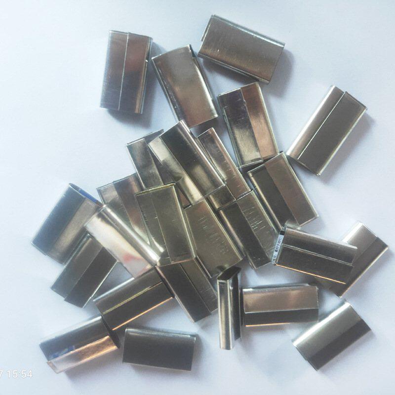 厂家直供手用pp带镀锌铁皮塑料包装扣扣金属打包扣防滑