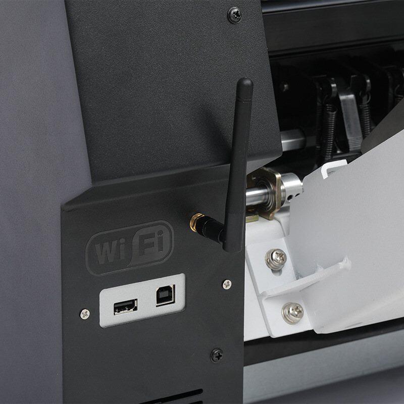 亿图巡边自动进纸标签机模切机不干胶无版刻字机全自动无需人放纸