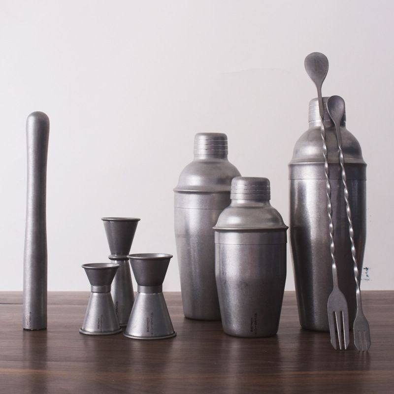 新品 复古不锈钢调酒器鸡尾酒量杯盎司杯调酒手摇酒壶雪克杯三段