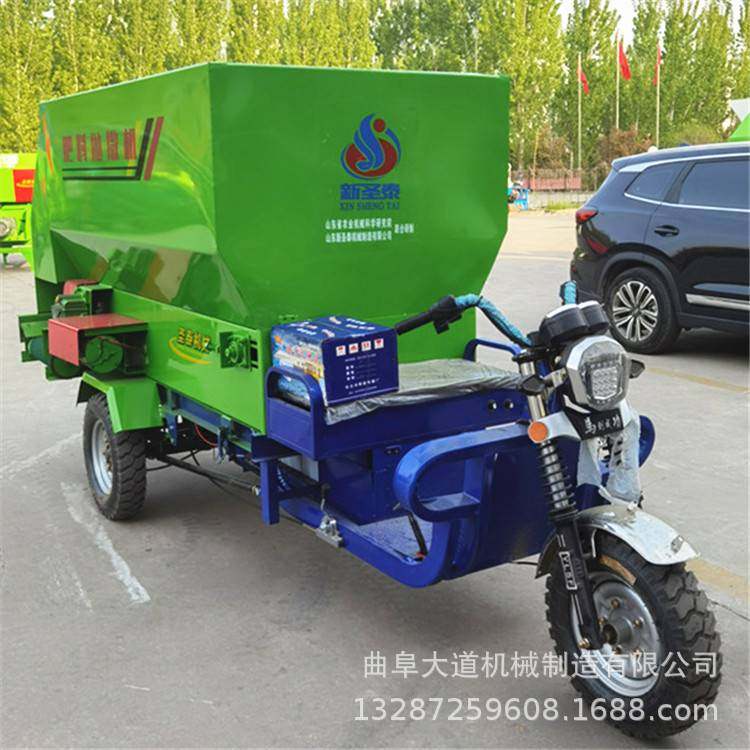 销售撒料车厂家 河南养殖饲草撒料车 牛羊给料撒料车,畜牧/养殖物资,饲料投料机,淘宝优惠券,粉丝福利购,淘宝优惠卷