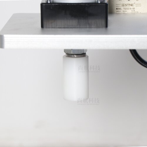 气动中盖香水玻璃瓶压盖机 香水中套旋盖机 塑料瓶中环封盖压接机