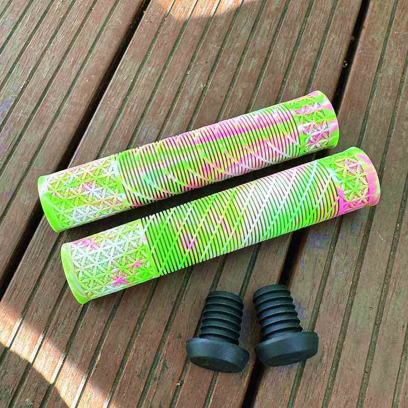 新款加长混色山地车把骑行套柔软自行车握把橡胶套防滑把改装配件