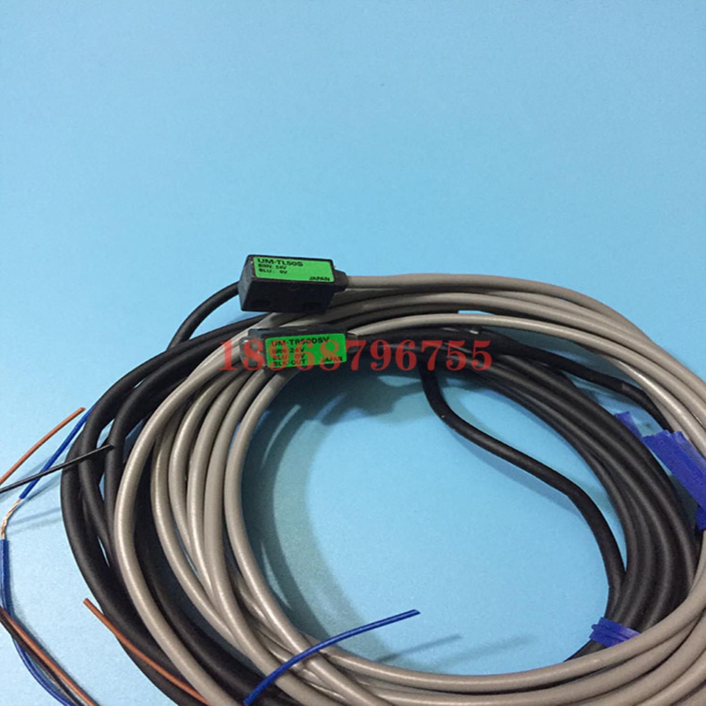 **现货日本TAKEX对射光电传感器UM-T50DSV(UM-TL50S + TR50