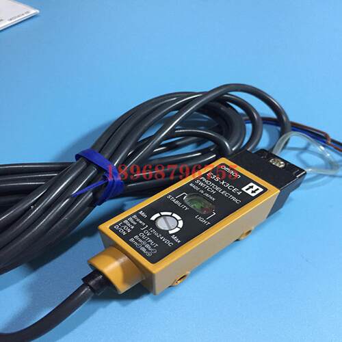 **全新原装正品光纤放大器E3S-X3CE4传感器*