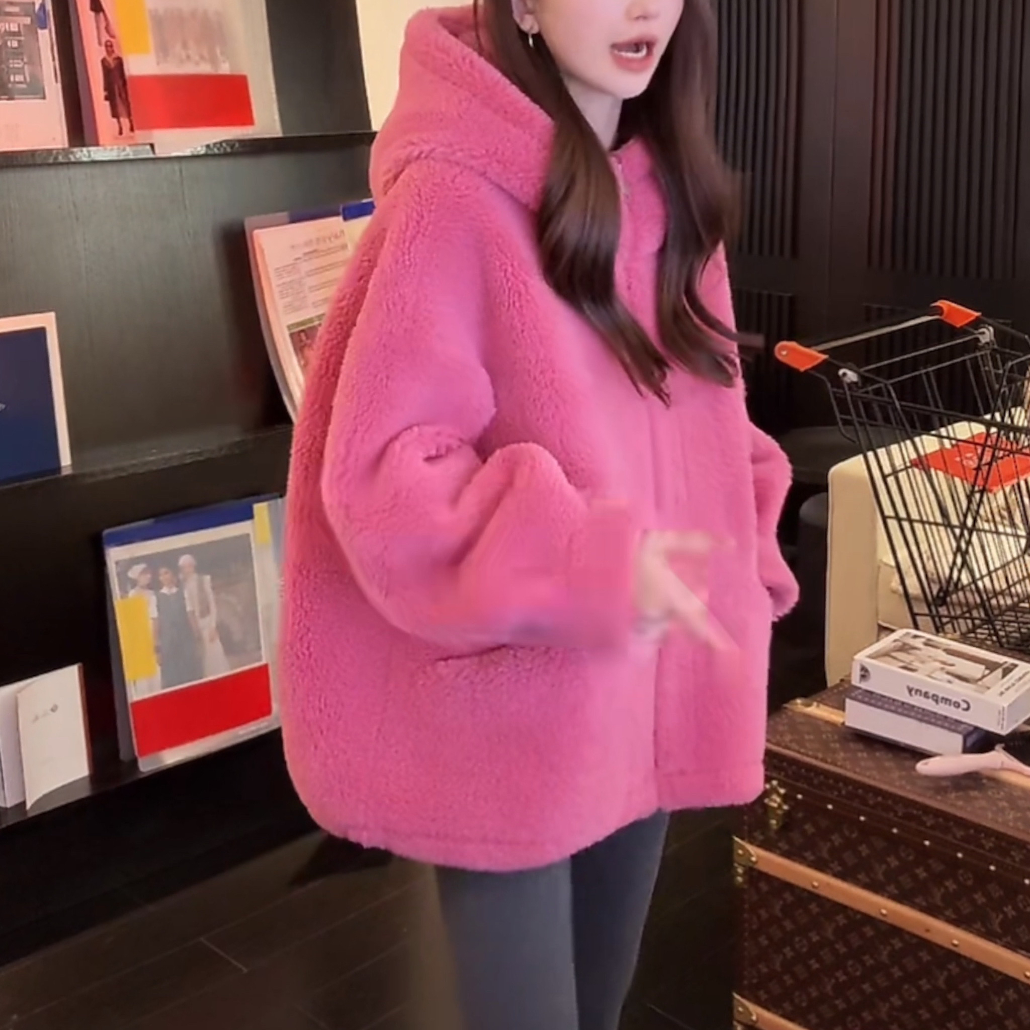 清仓特价冬季皮毛一体加厚羊羔毛连帽外套女新款韩版宽松显瘦百搭