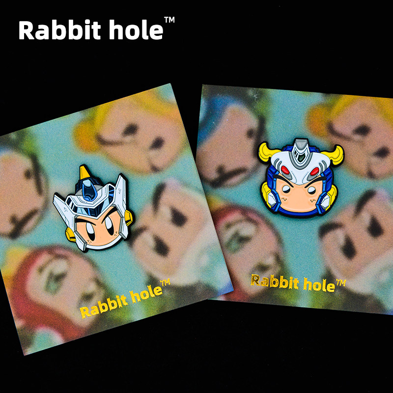 兔子洞手绘弹白宝珠警察徽章胸针pins复古背包饰品蓝宝超弹人收藏